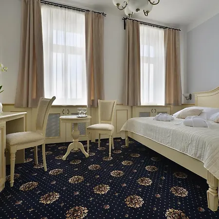 Podhrad Hotell