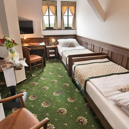 Отель Podhrad 4*