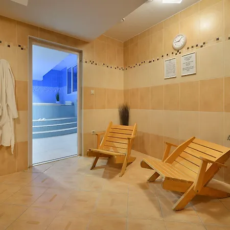 Podhrad 4* Hluboká nad Vltavou