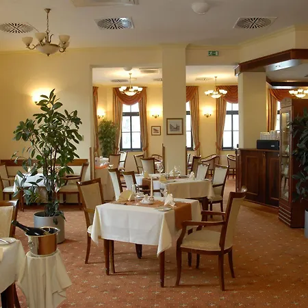 Podhrad Hotel Hluboká nad Vltavou