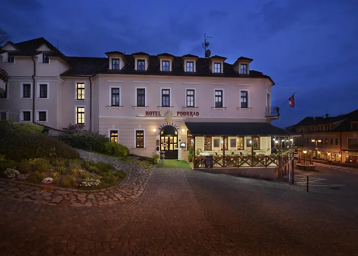 Podhrad 4* Hluboká nad Vltavou